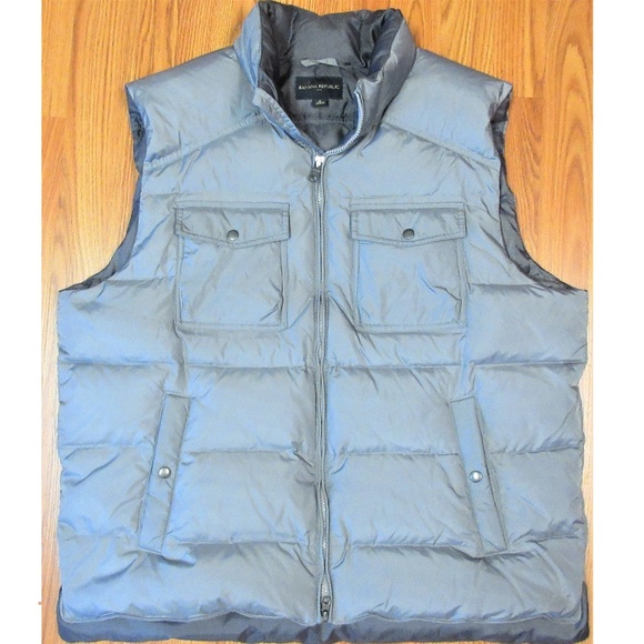 Banana Republic Other - BANANA REPUBLIC NYLON/ DOWN FILED PUFFER VEST GRAY